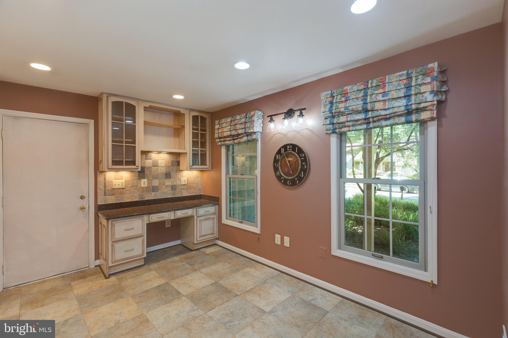 11821 Riders Lane Reston, VA 20191 - Photo 18 of 44