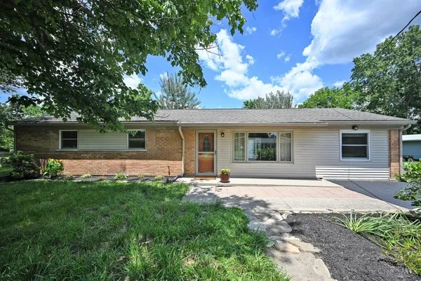 $359,900 | 1102 Heatherstone Way, Milford, OH 45150