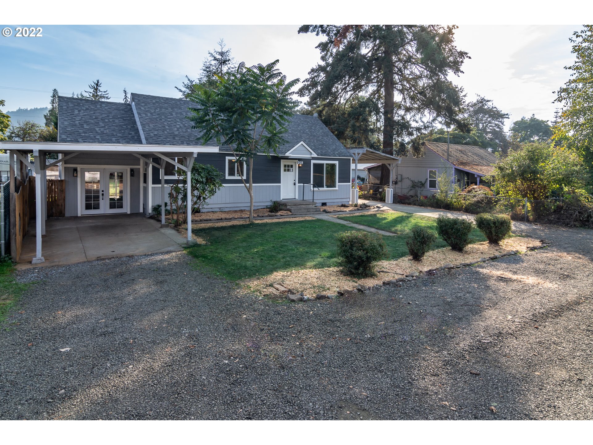 168 1st Street Dillard, OR 97432 - Photo 5 of 31 Gallery Image 5