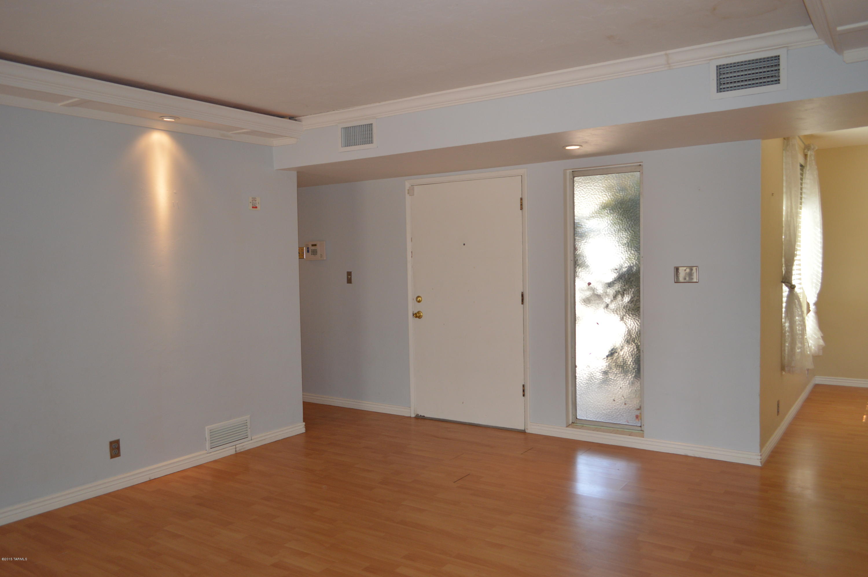 9409 East Magdalena Road Tucson, AZ 85710 - Photo 9 of 45 Gallery Image 9