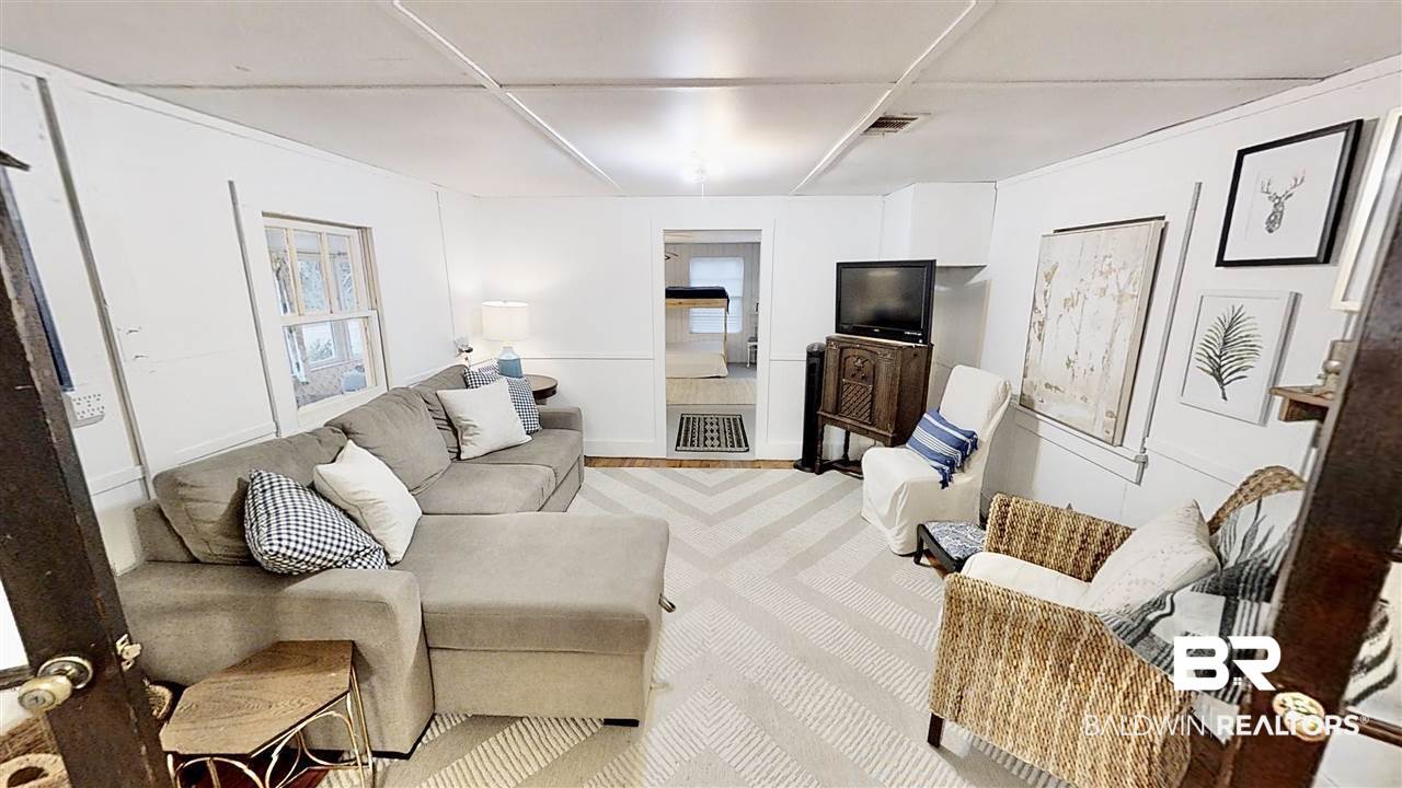 29701 Pine Street Elberta, AL 36530 - Photo 3 of 14 Living Room