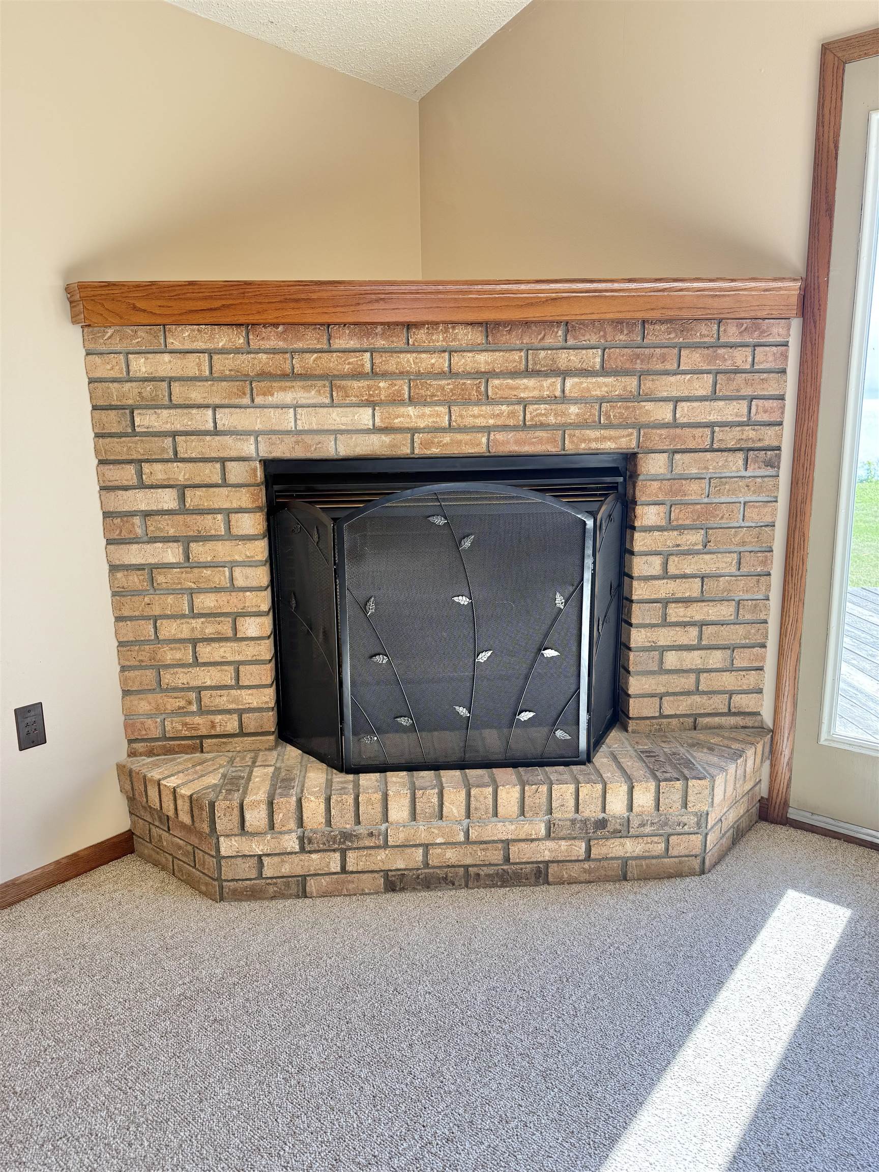 5920 Avalon Road Pinconning, MI 48650 - Photo 15 of 56