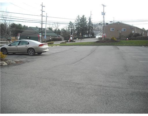 1 Coraopolis Road, Unit 201 Coraopolis, PA 15108 - Photo 15 of 18 Parking Lot/Garage. Extra, outdoor parking
