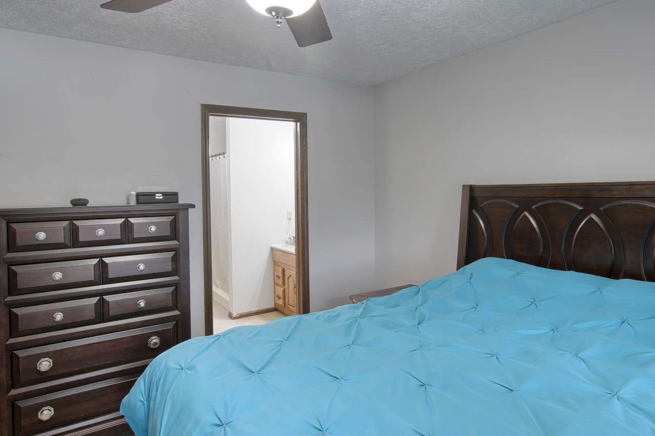 1102 Smith Road Traverse City, MI 49696 - Photo 19 of 31 1856030-18.JPG