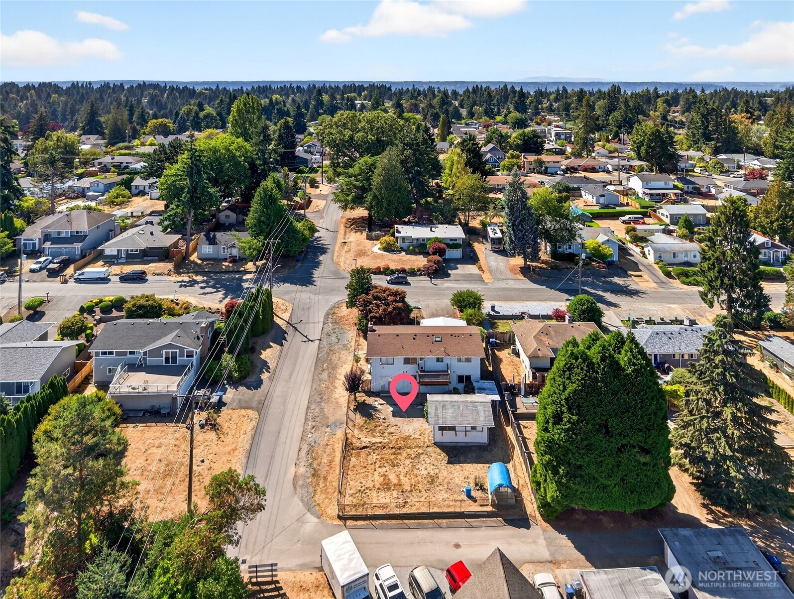 16056 9th Avenue Southwest, Unit B Burien, WA 98166 - Photo 2 of 20 a view of city