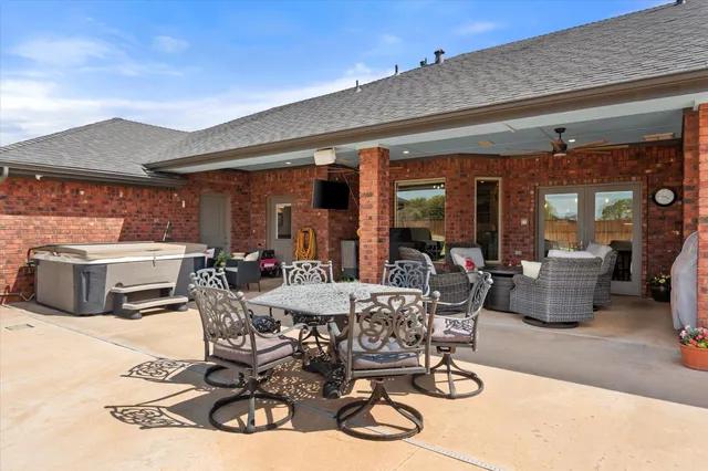 $799,000 | 1026 Willow Road, Wilson, TX 79381