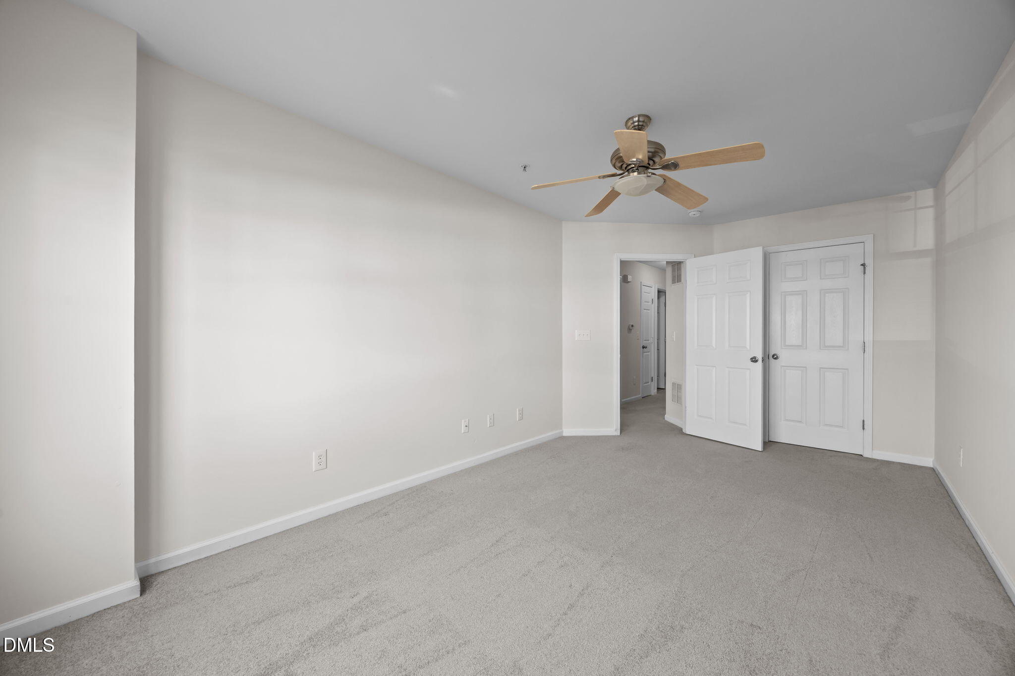 8621 Neuse Club Lane, Unit 100 Raleigh, NC 27616 - Photo 18 of 39 35-web-or-mls-IMG_5647