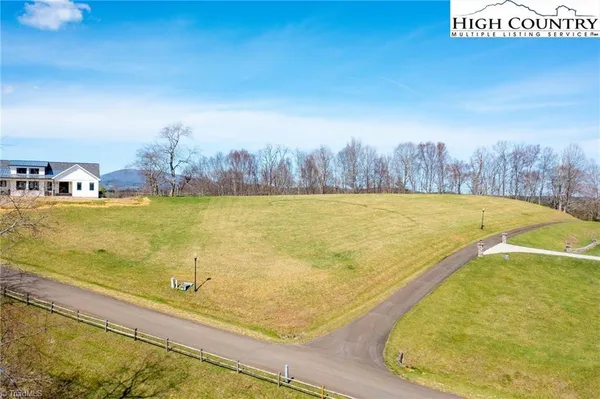 $125,000 | Tbd Olde River Clb Way, Sparta, NC 28675