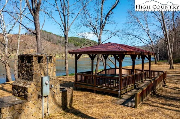$125,000 | Tbd Olde River Clb Way, Sparta, NC 28675