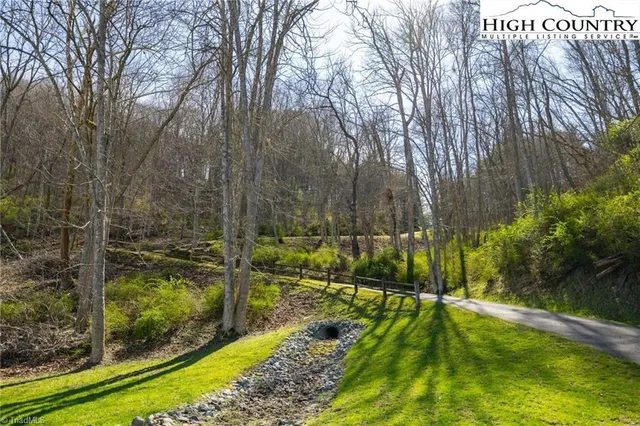 $125,000 | Tbd Olde River Clb Way, Sparta, NC 28675