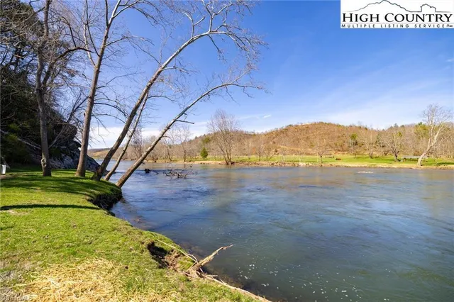 $125,000 | Tbd Olde River Clb Way, Sparta, NC 28675