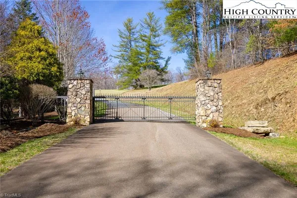 $125,000 | Tbd Olde River Clb Way, Sparta, NC 28675