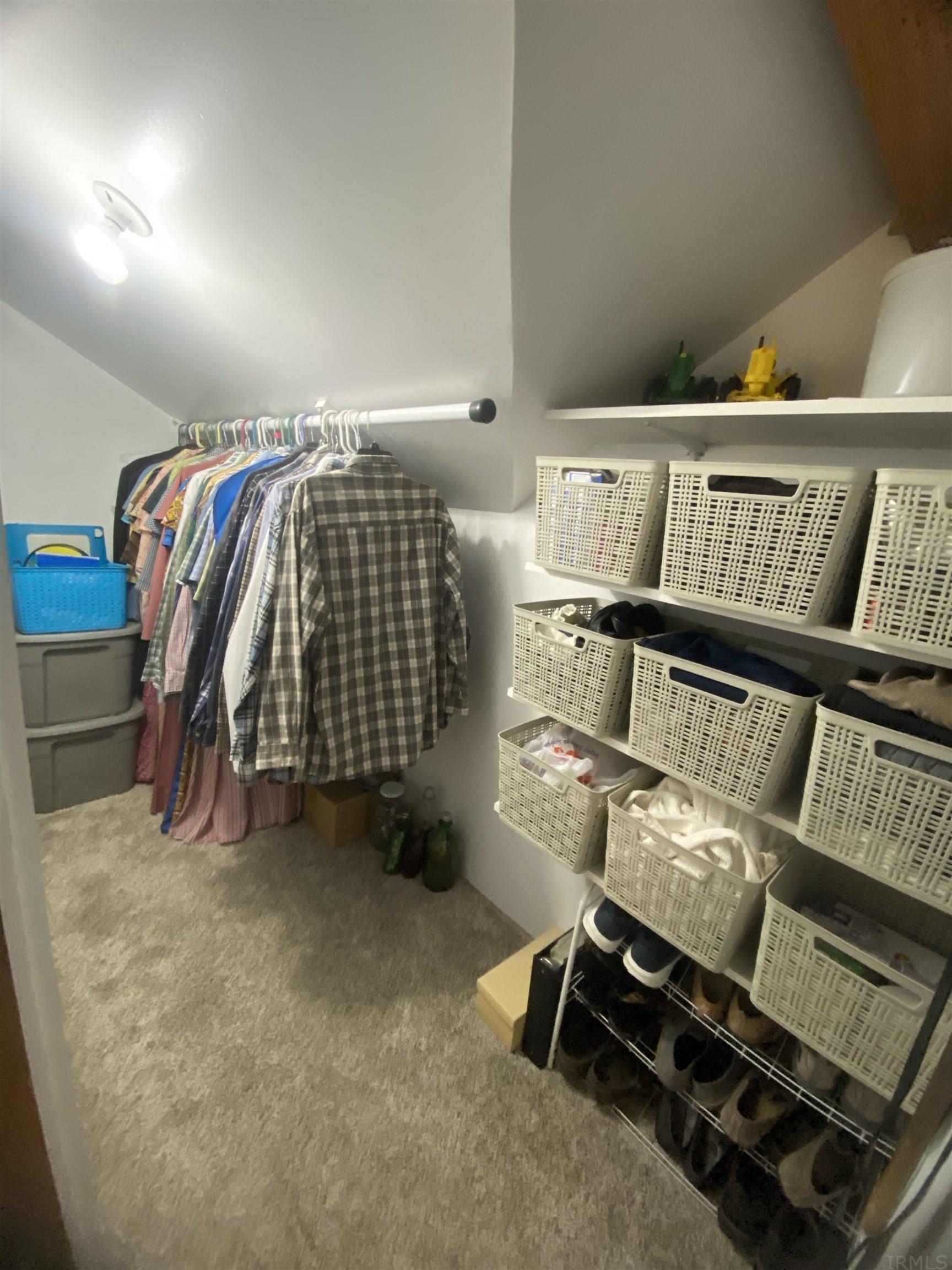 11781 North Ogden Road North Manchester, IN 46962 - Photo 16 of 35