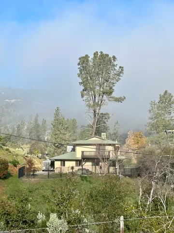 $470,000 | 11028 Wingfield Lane, Shasta, CA 96087