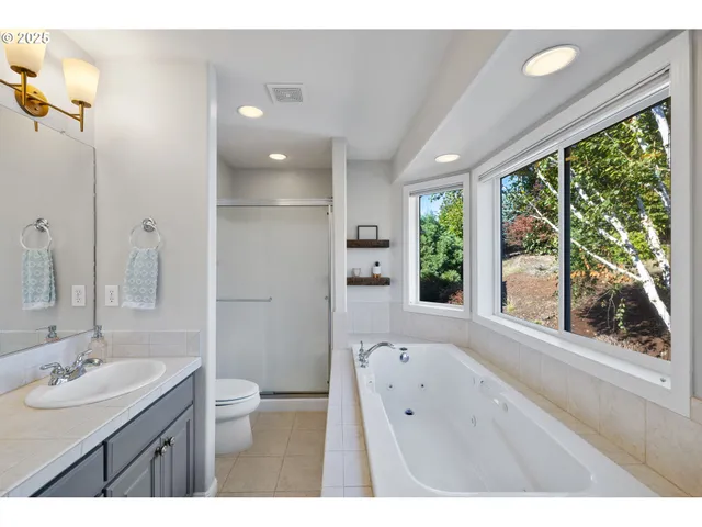 $668,000 | 877 West Lookout Ridge Drive, Washougal, WA 98671