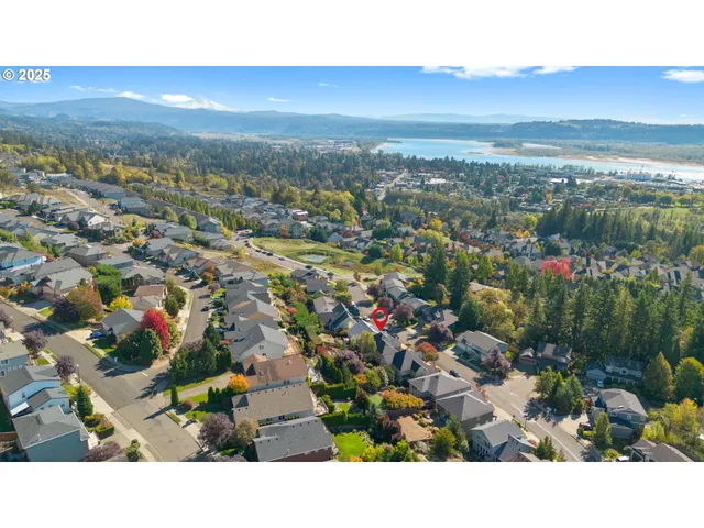 $668,000 | 877 West Lookout Ridge Drive, Washougal, WA 98671