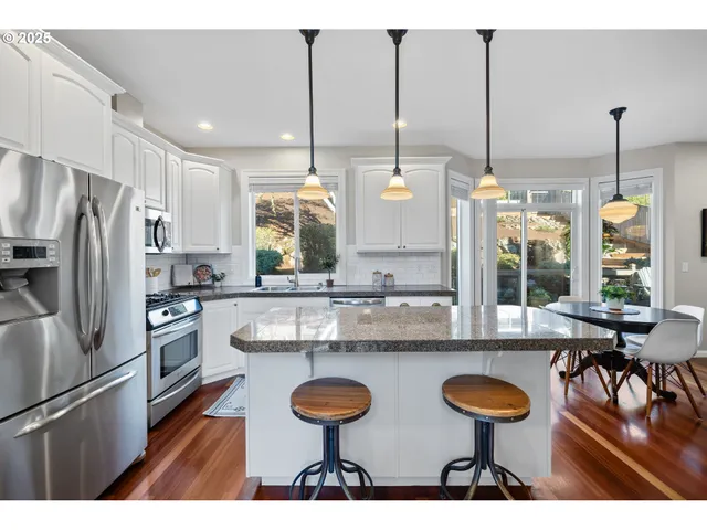 $668,000 | 877 West Lookout Ridge Drive, Washougal, WA 98671