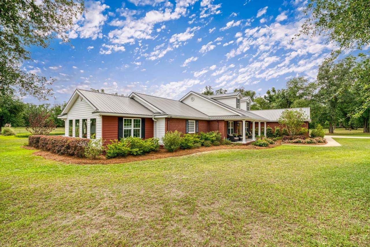 1752 Southeast Rogers Sink Road Madison, FL 32340 - Photo 5 of 56
