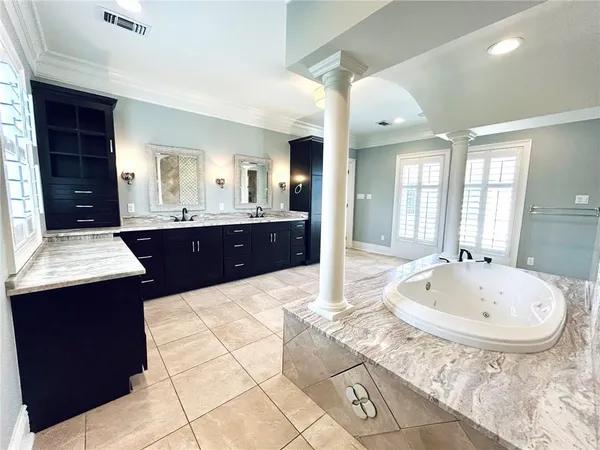 $1,588,000 | 2 Cycas, Kenner, LA 70065