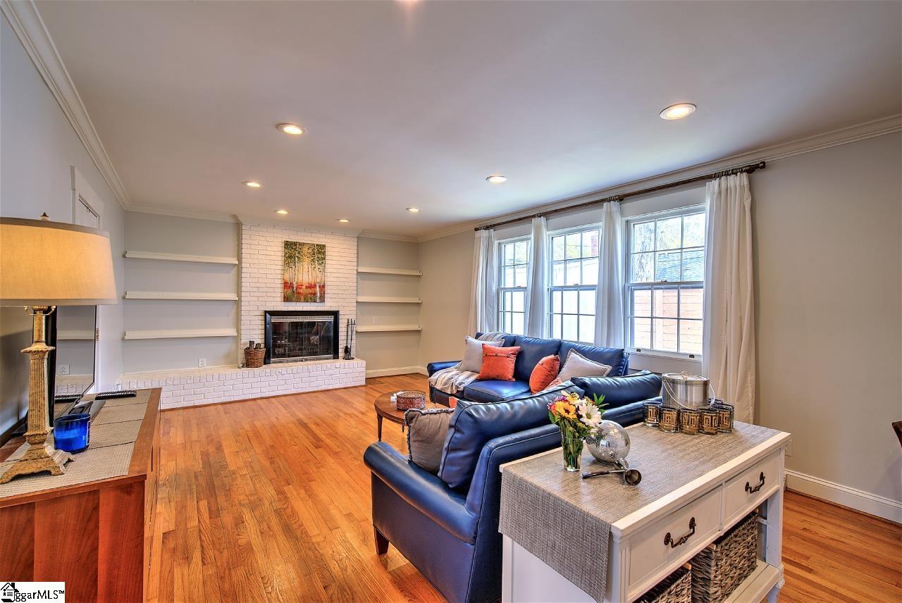 324 Grove Road Greenville, SC 29605 - Photo 17 of 32