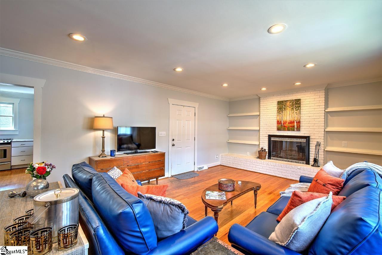 324 Grove Road Greenville, SC 29605 - Photo 18 of 32