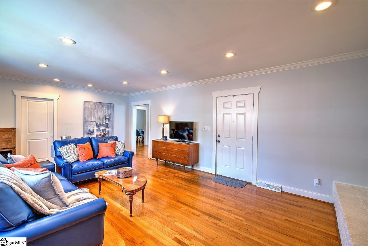 324 Grove Road Greenville, SC 29605 - Photo 19 of 32