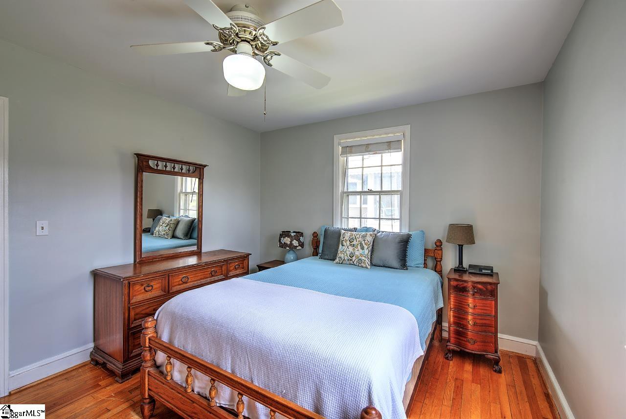 324 Grove Road Greenville, SC 29605 - Photo 20 of 32
