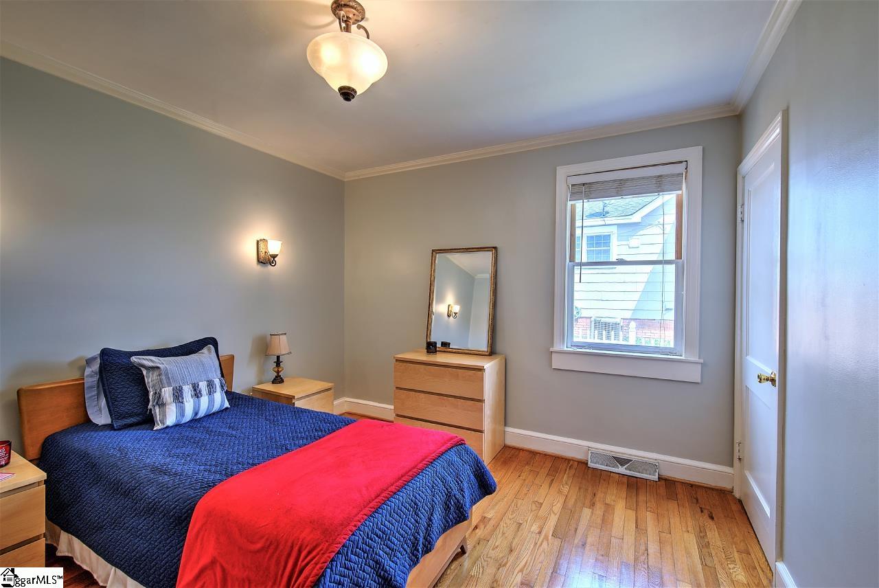324 Grove Road Greenville, SC 29605 - Photo 23 of 32