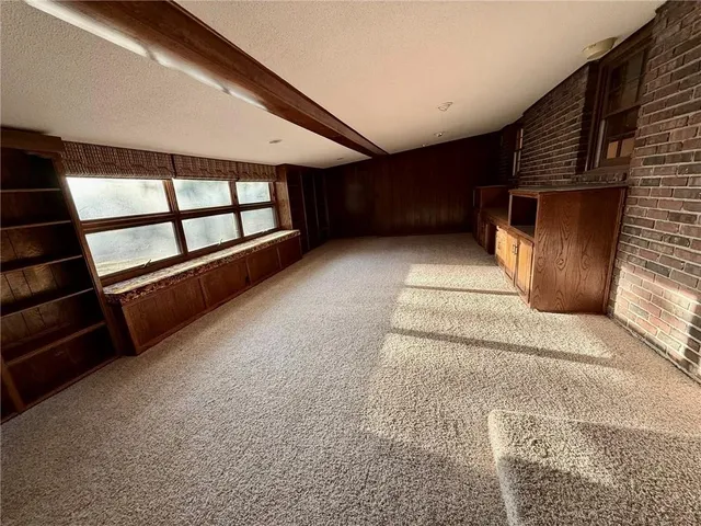 $489,000 | 991 South Mitchell Street, Warrensburg, MO 64093