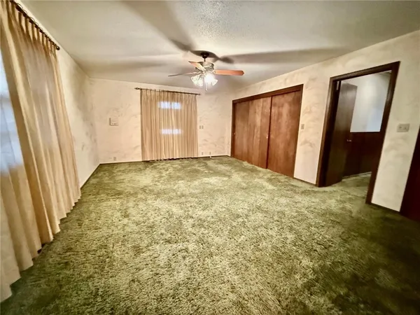 $460,000 | 991 South Mitchell Street, Warrensburg, MO 64093