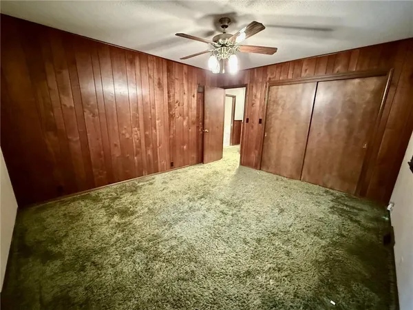 $460,000 | 991 South Mitchell Street, Warrensburg, MO 64093