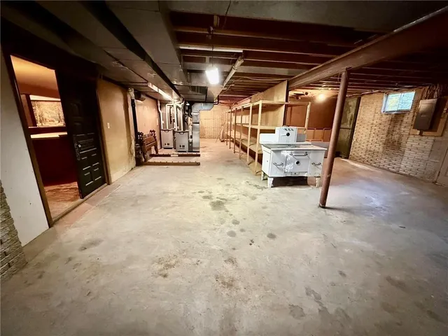 $489,000 | 991 South Mitchell Street, Warrensburg, MO 64093