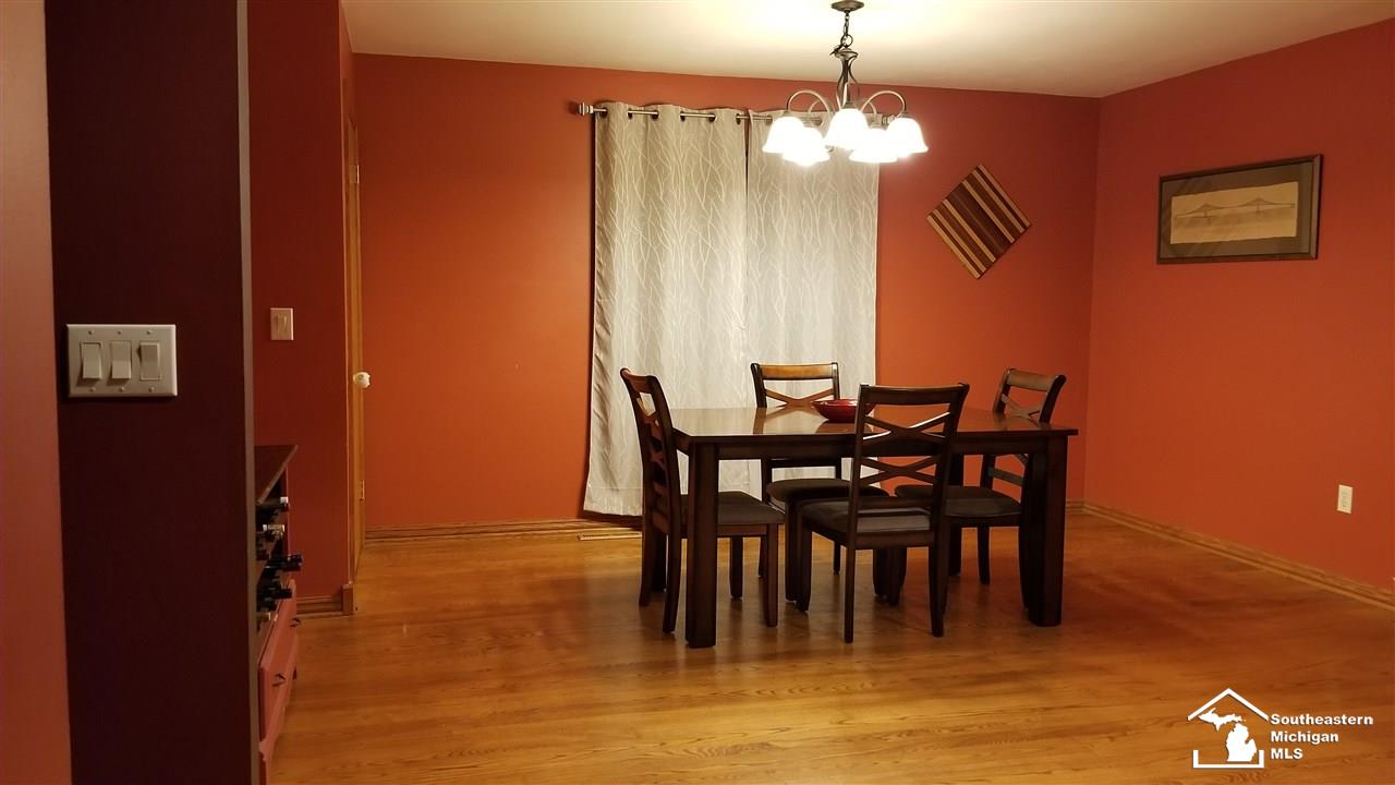 5669 Stewart Road Monroe, MI 48162 - Photo 8 of 31