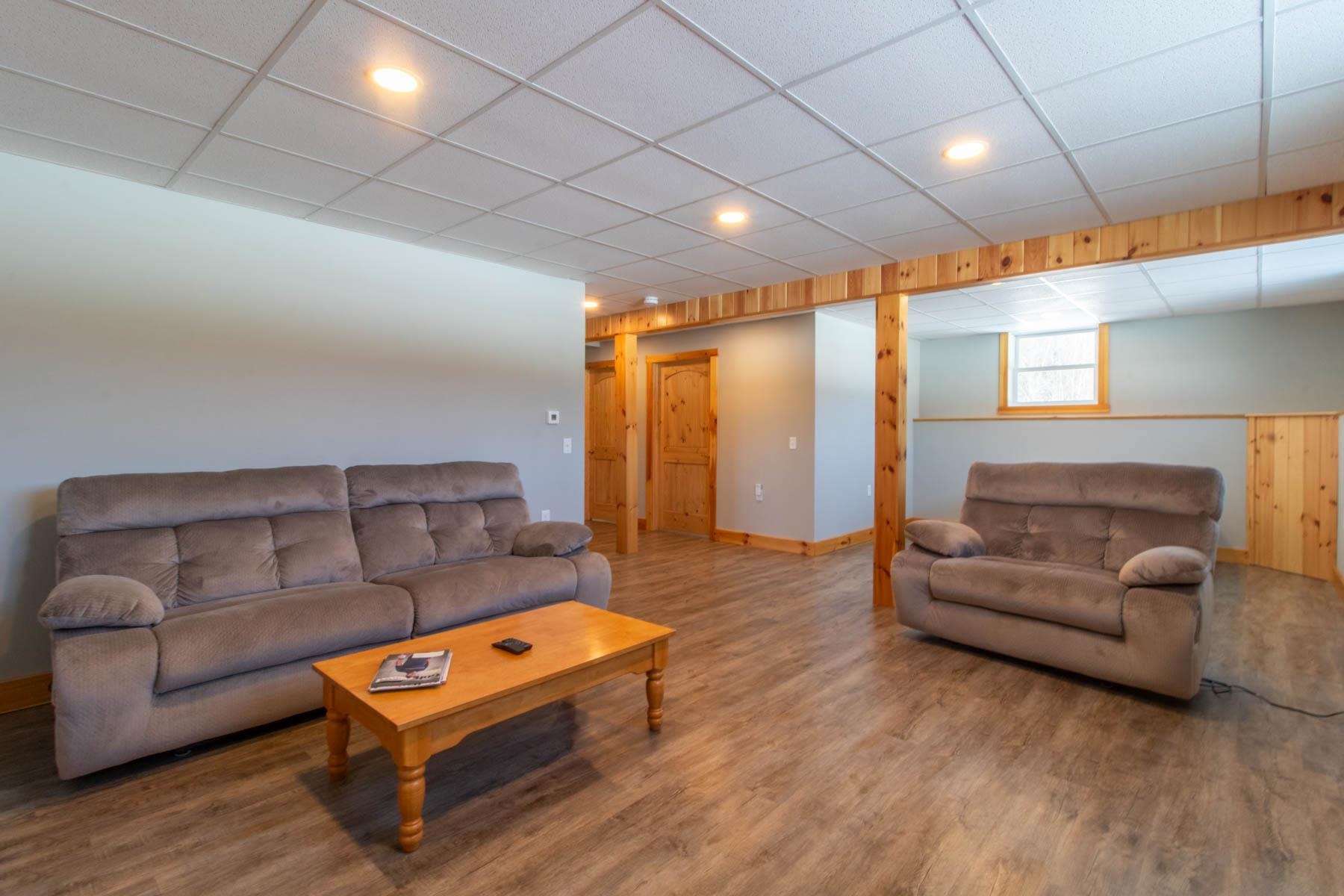1824 Mountain Road Montgomery, VT 05471 - Photo 21 of 39