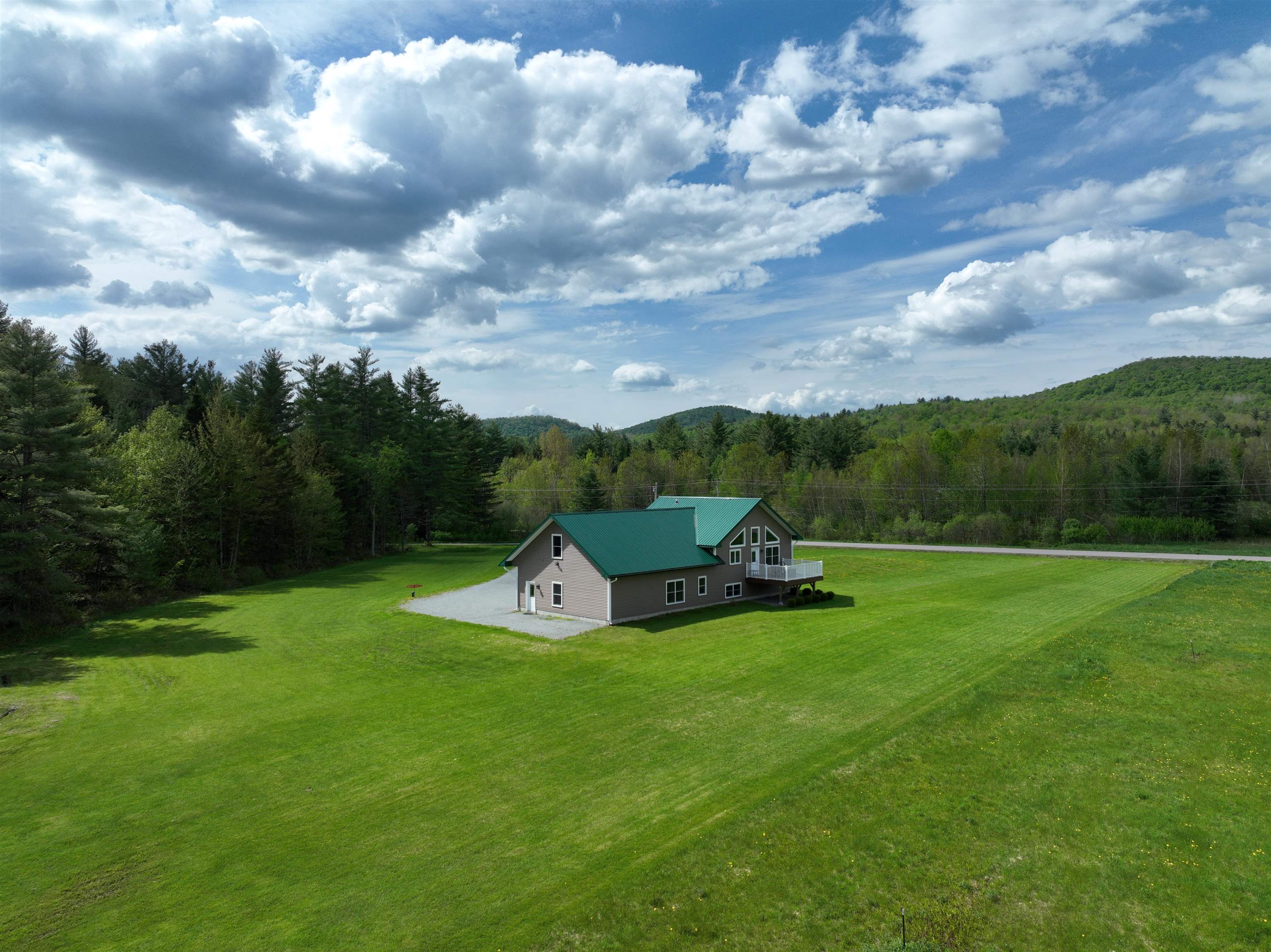 1824 Mountain Road Montgomery, VT 05471 - Photo 31 of 39