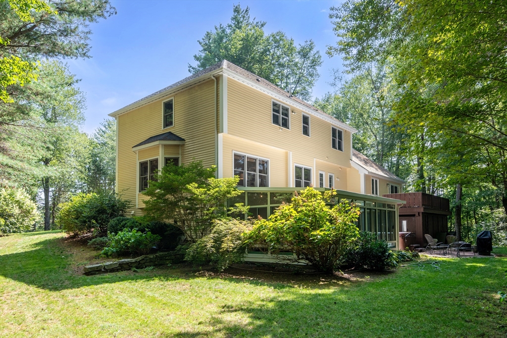 941 Concord Road Sudbury, MA 01776 - Photo 3 of 42 Gallery Image 3