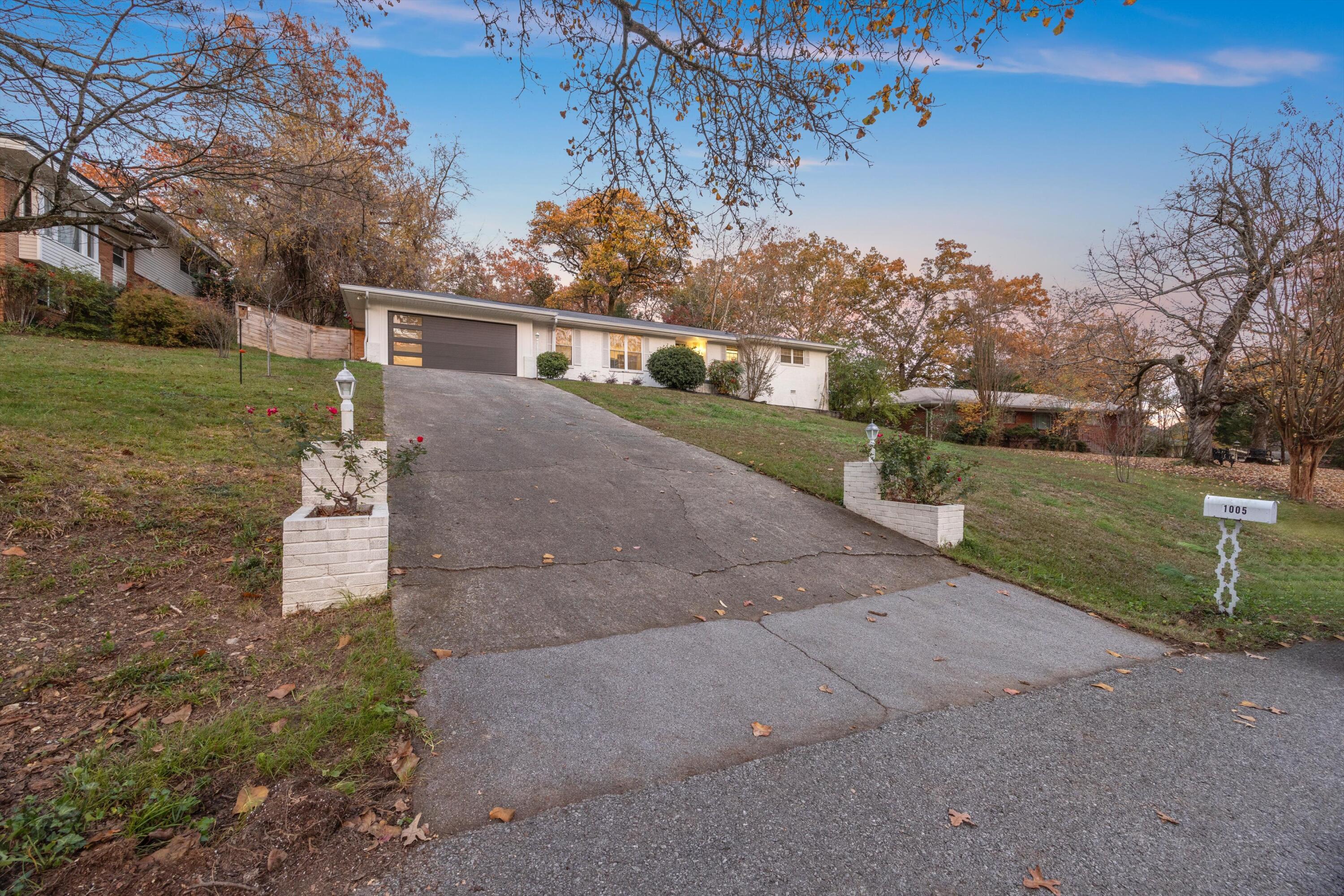 1005 Meadow Lake Road Chattanooga, TN 37415 - Photo 30 of 30 37-2M6A7659