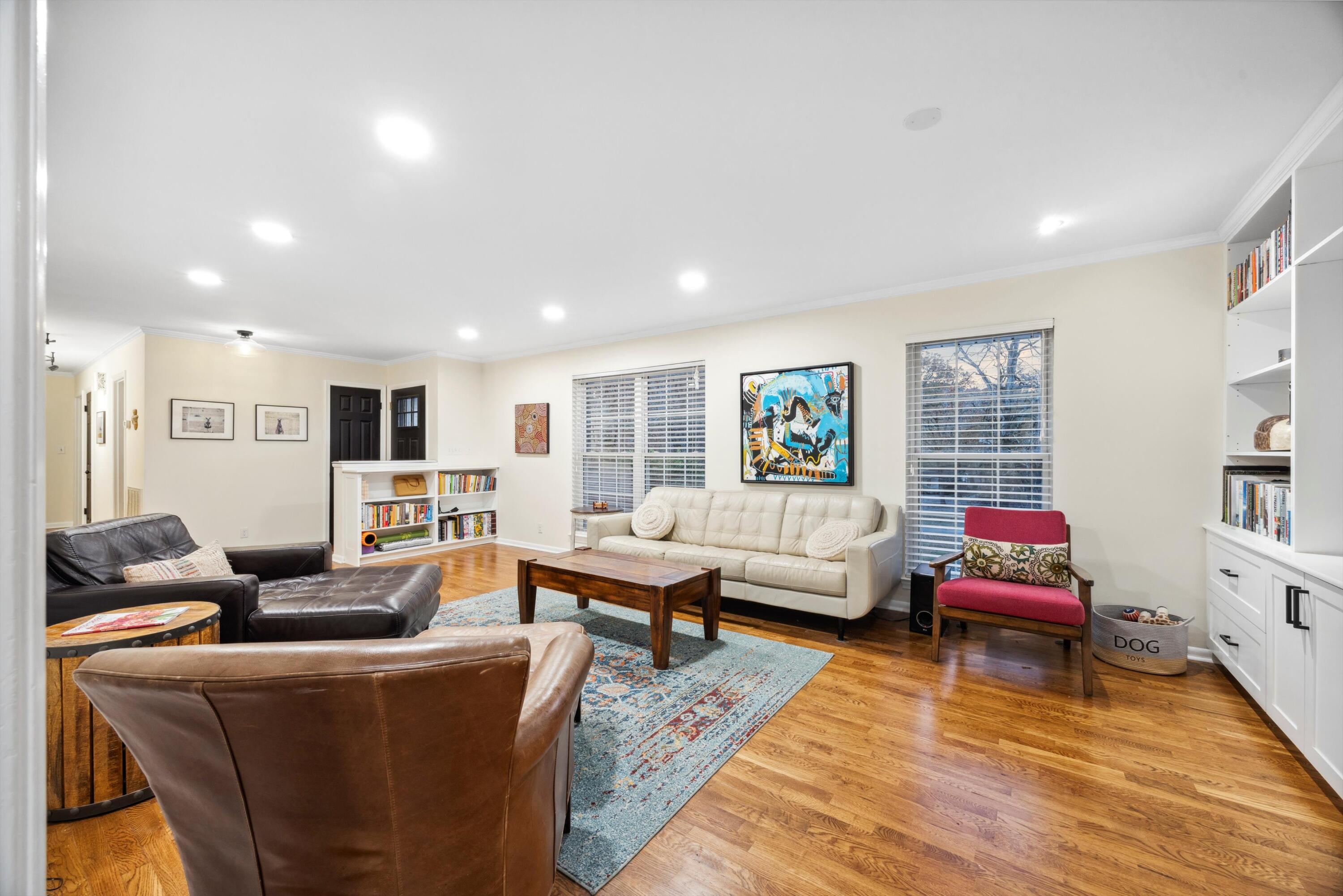 1005 Meadow Lake Road Chattanooga, TN 37415 - Photo 4 of 30 11-2M6A7648