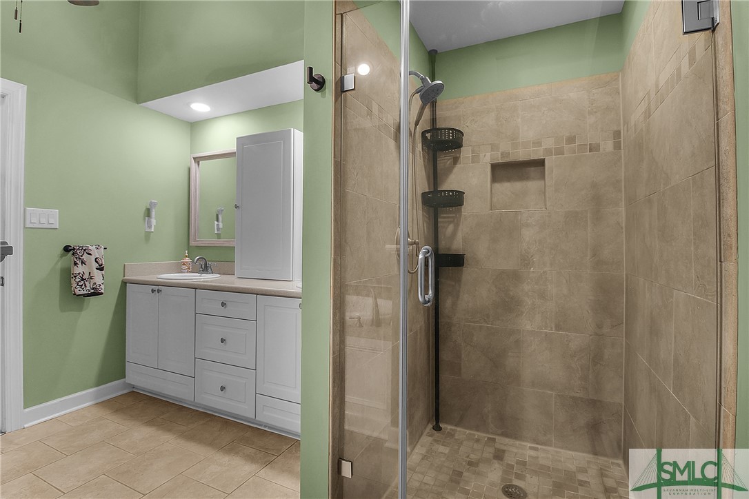 804 Robin Drive Pooler, GA 31322 - Photo 23 of 39 Primary Bathroom