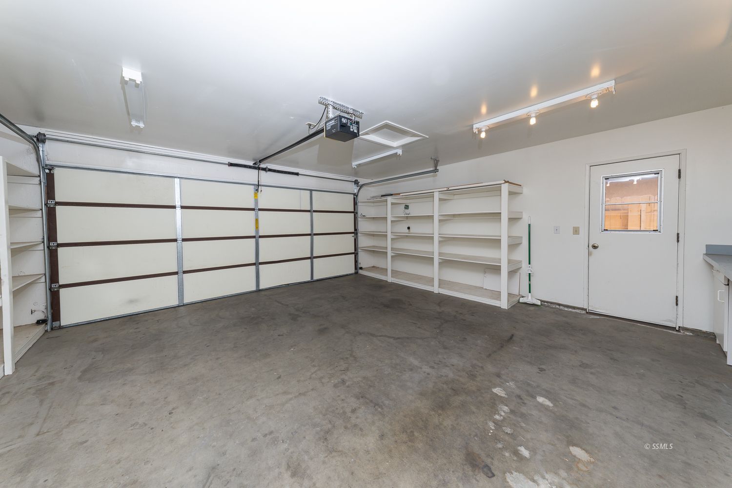 418 Mount McKinley Place Ridgecrest, CA 93555 - Photo 17 of 33