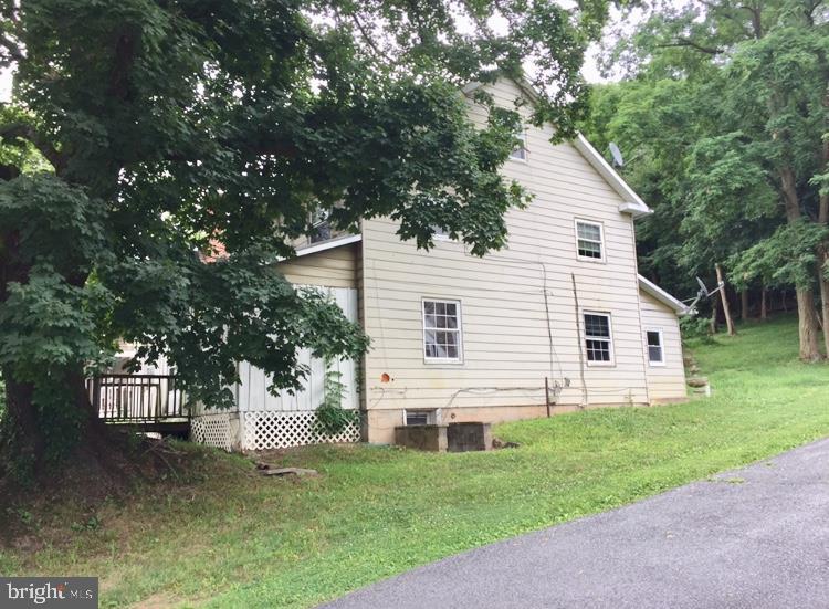 404 Chestnut Street Delta, PA 17314 - Photo 3 of 25 Gallery Image 3