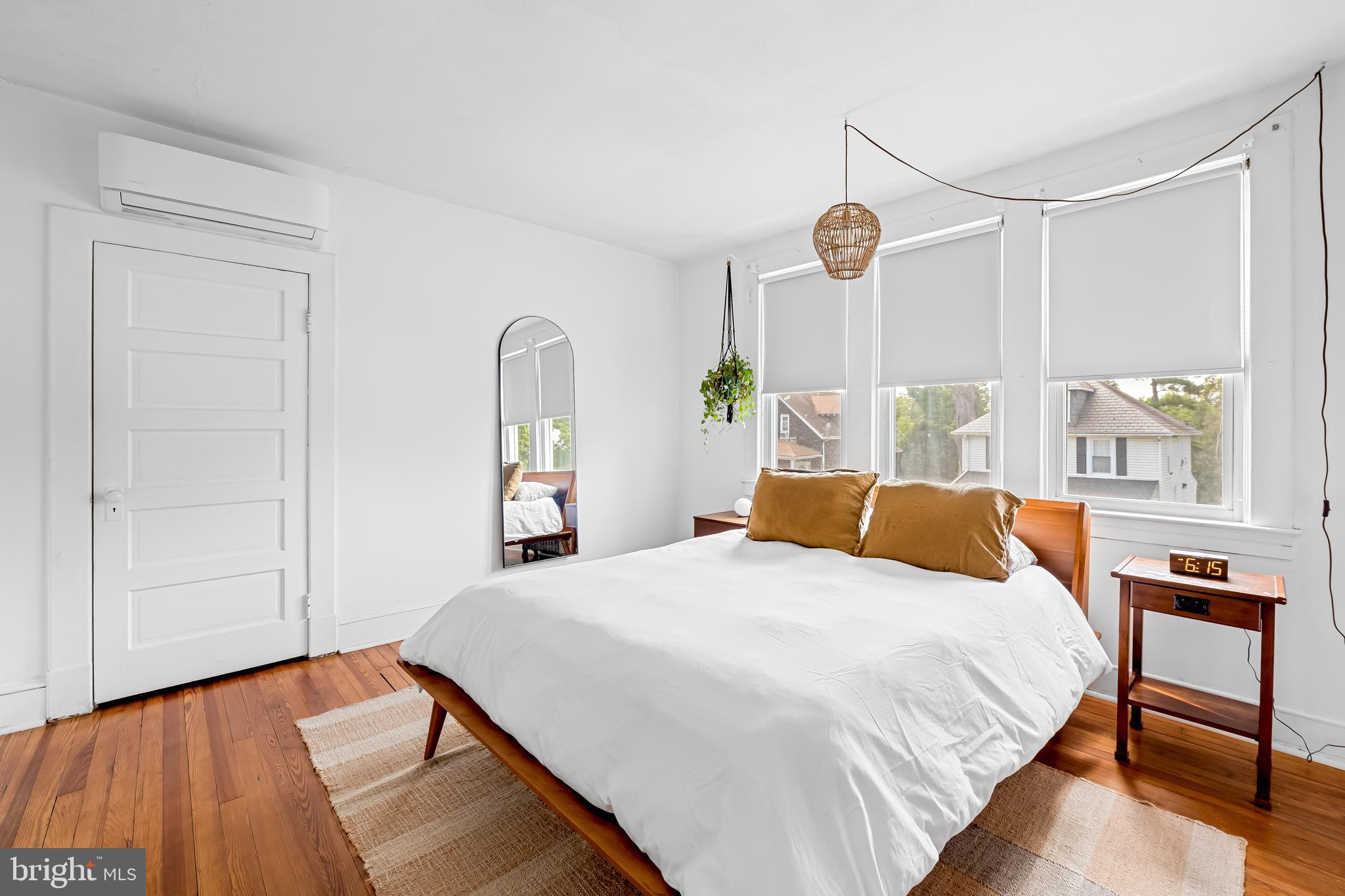 5009 Catalpha Road Baltimore, MD 21214 - Photo 26 of 38 a bedroom with a bed and a window