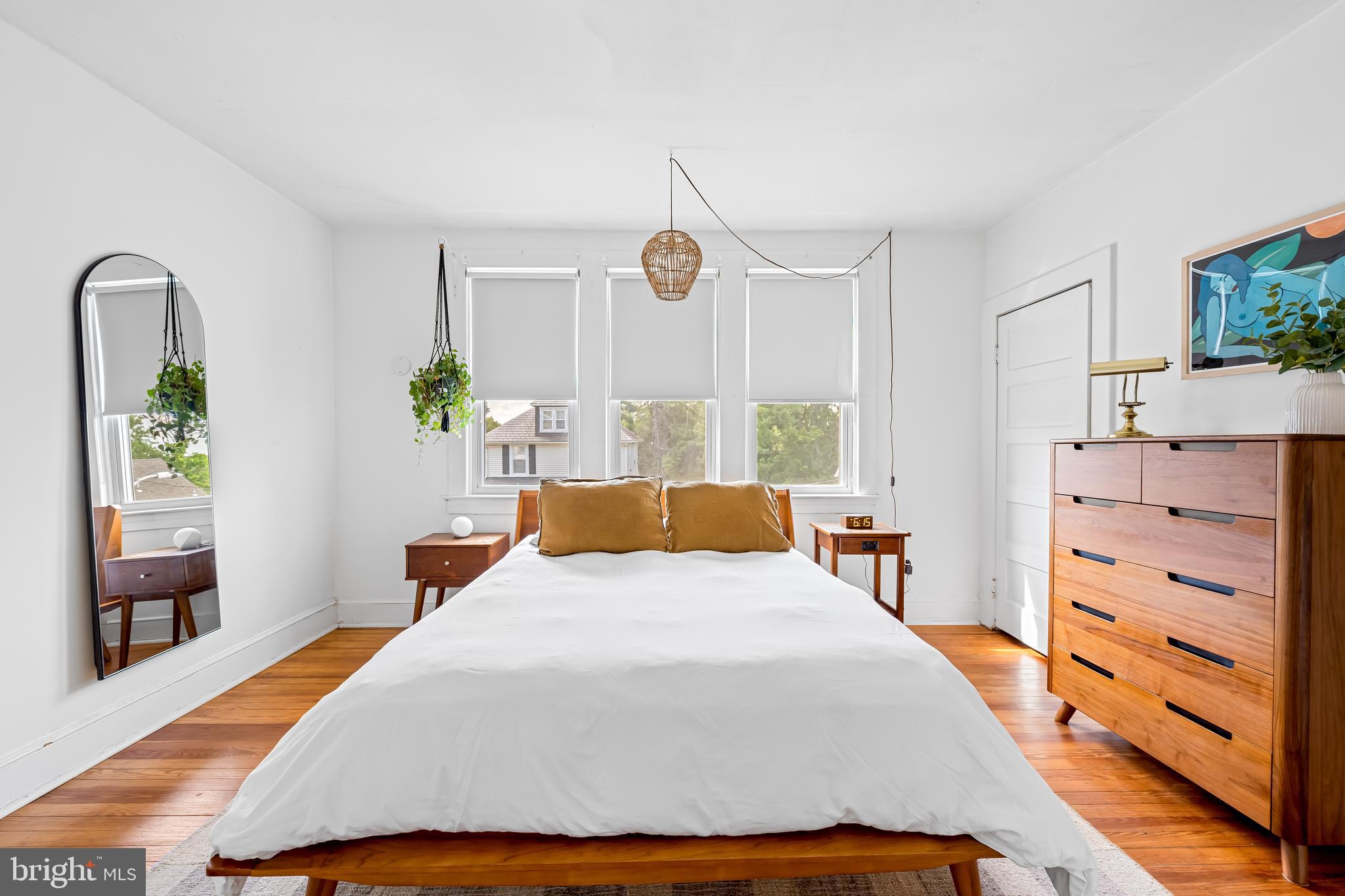 5009 Catalpha Road Baltimore, MD 21214 - Photo 27 of 38 a bedroom with a bed and window