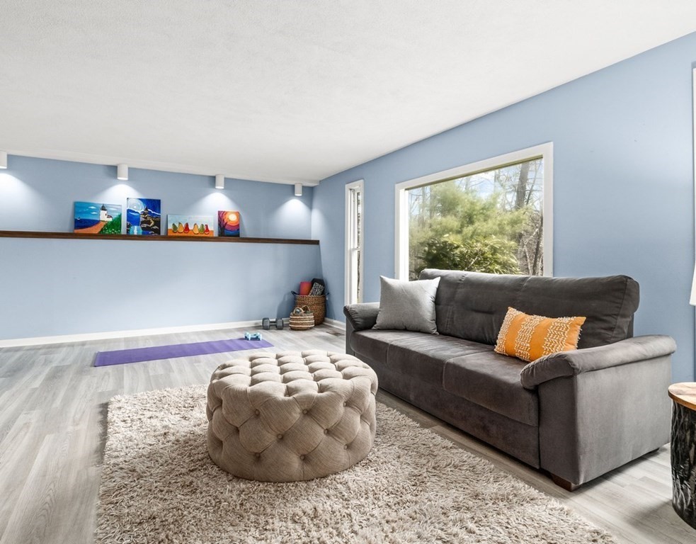5 Olde Lantern Road Acton, MA 01720 - Photo 24 of 29 Gallery Image 24
