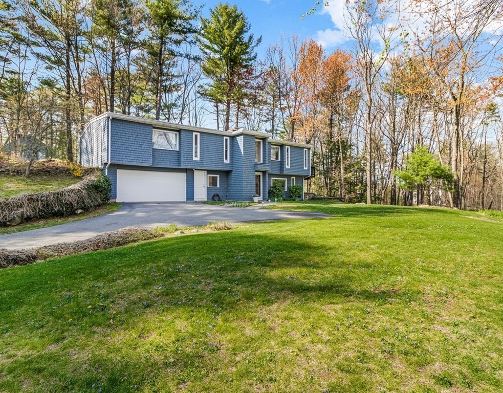 5 Olde Lantern Road Acton, MA 01720 - Photo 3 of 29 Gallery Image 3