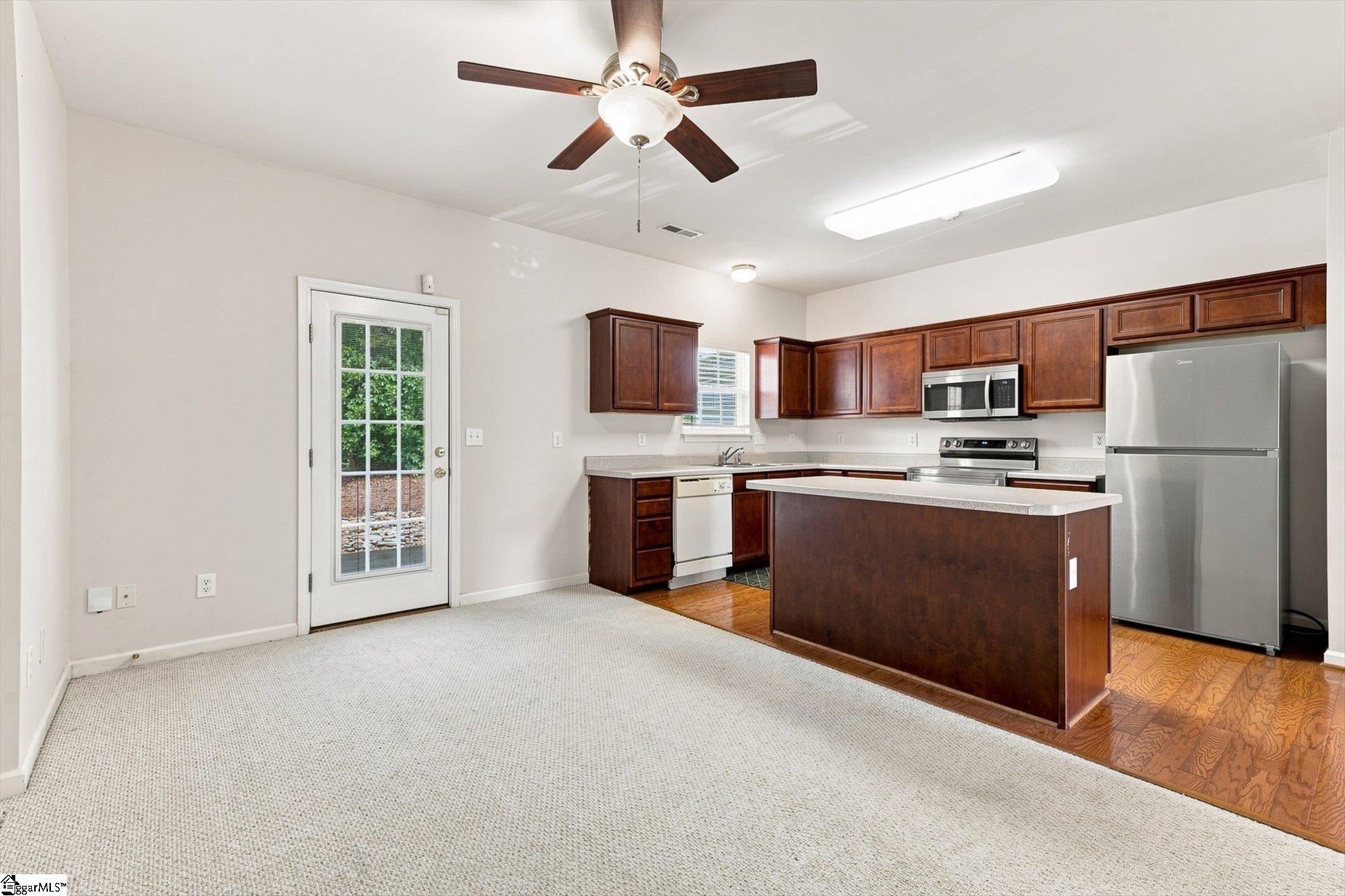 154 Spring Crossing Circle Greer, SC 29650 - Photo 14 of 32 Gallery Image 14