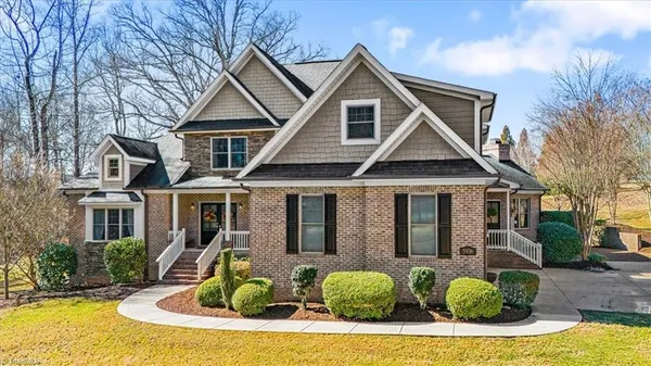 $999,000 | 5936 Tarleton Drive, Oak Ridge, NC 27310