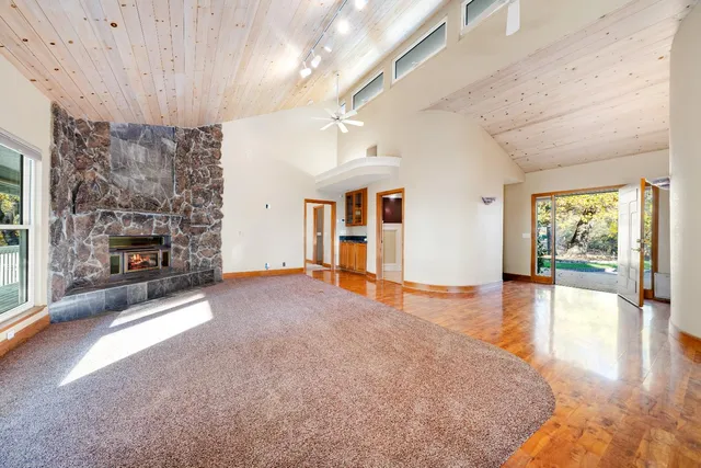 $995,000 | 2000 Bear Rock Road, Placerville, CA 95667
