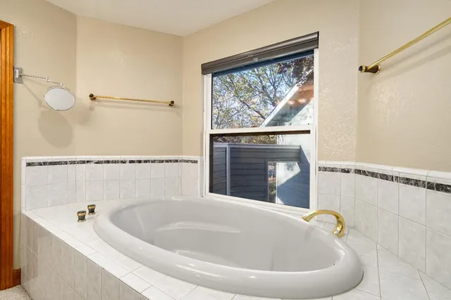 $995,000 | 2000 Bear Rock Road, Placerville, CA 95667