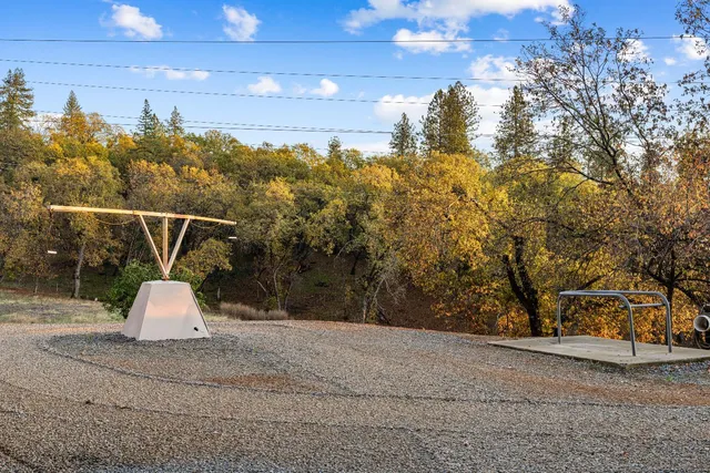 $995,000 | 2000 Bear Rock Road, Placerville, CA 95667